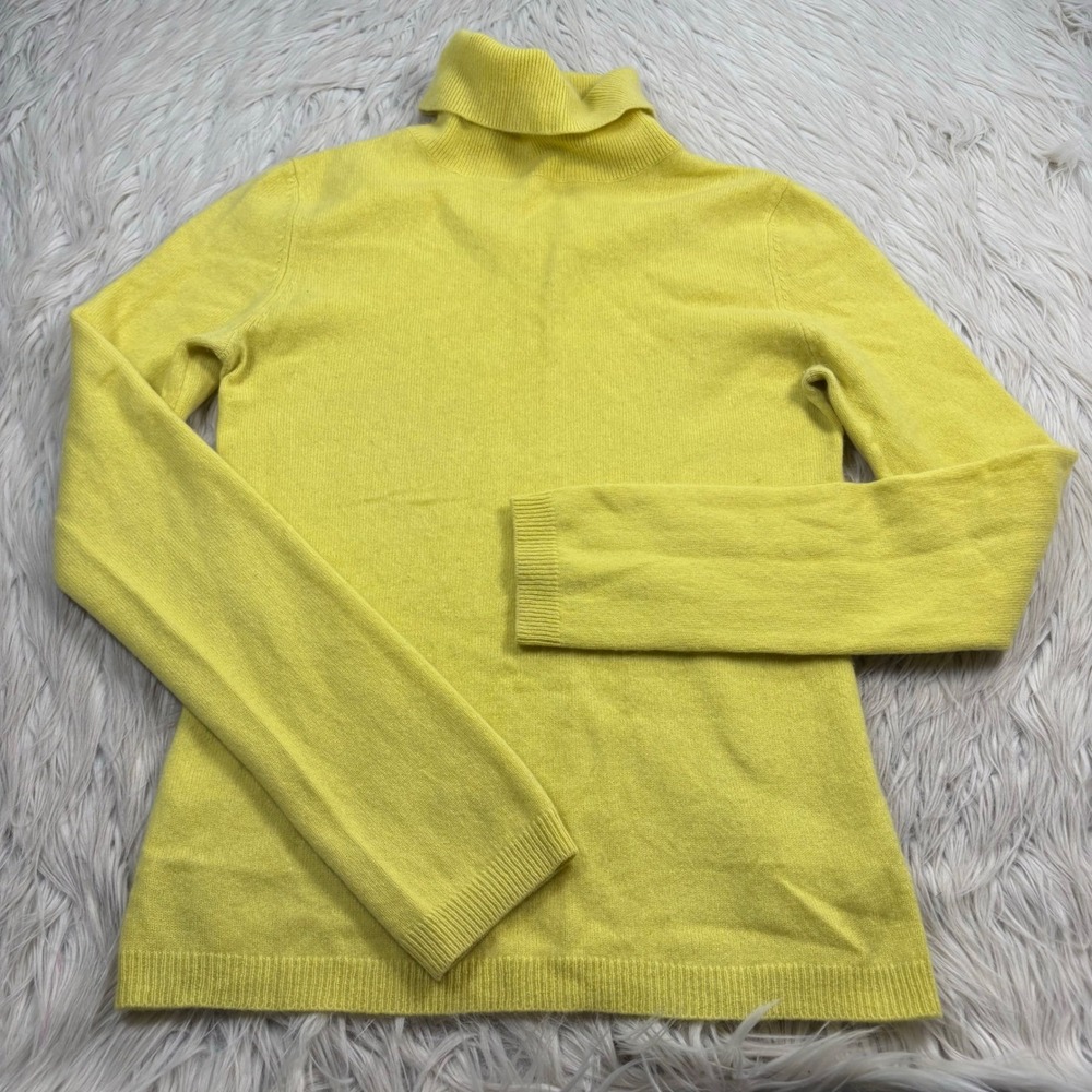 BCBGMAXAZRIA Women's S Yellow 100% Cashmere Turtleneck Sweater Quiet Luxury